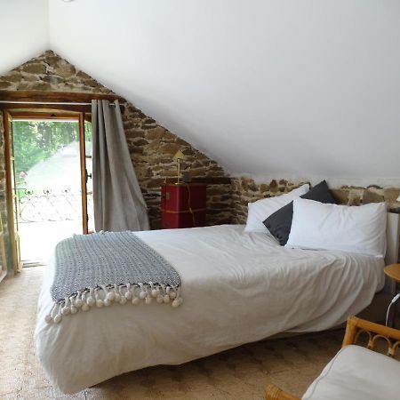 Le Grand Guillaume Bed and Breakfast Saint-Sornin-Lavolps Buitenkant foto